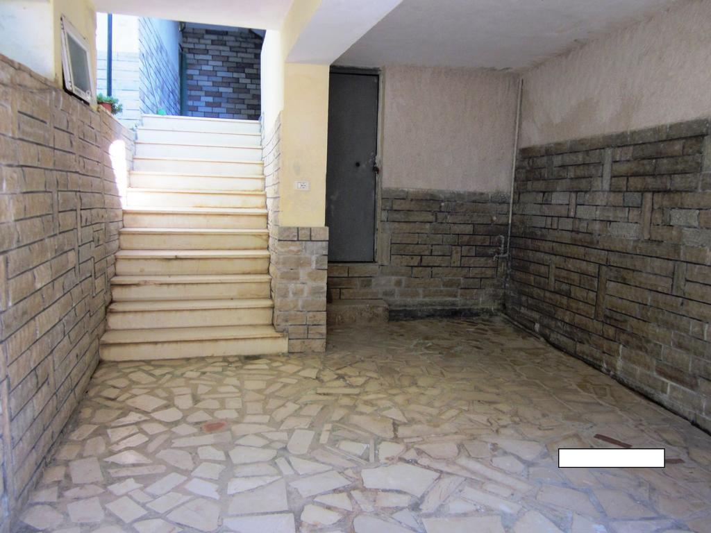 Guest House And Tavern Leo Sarandë 외부 사진